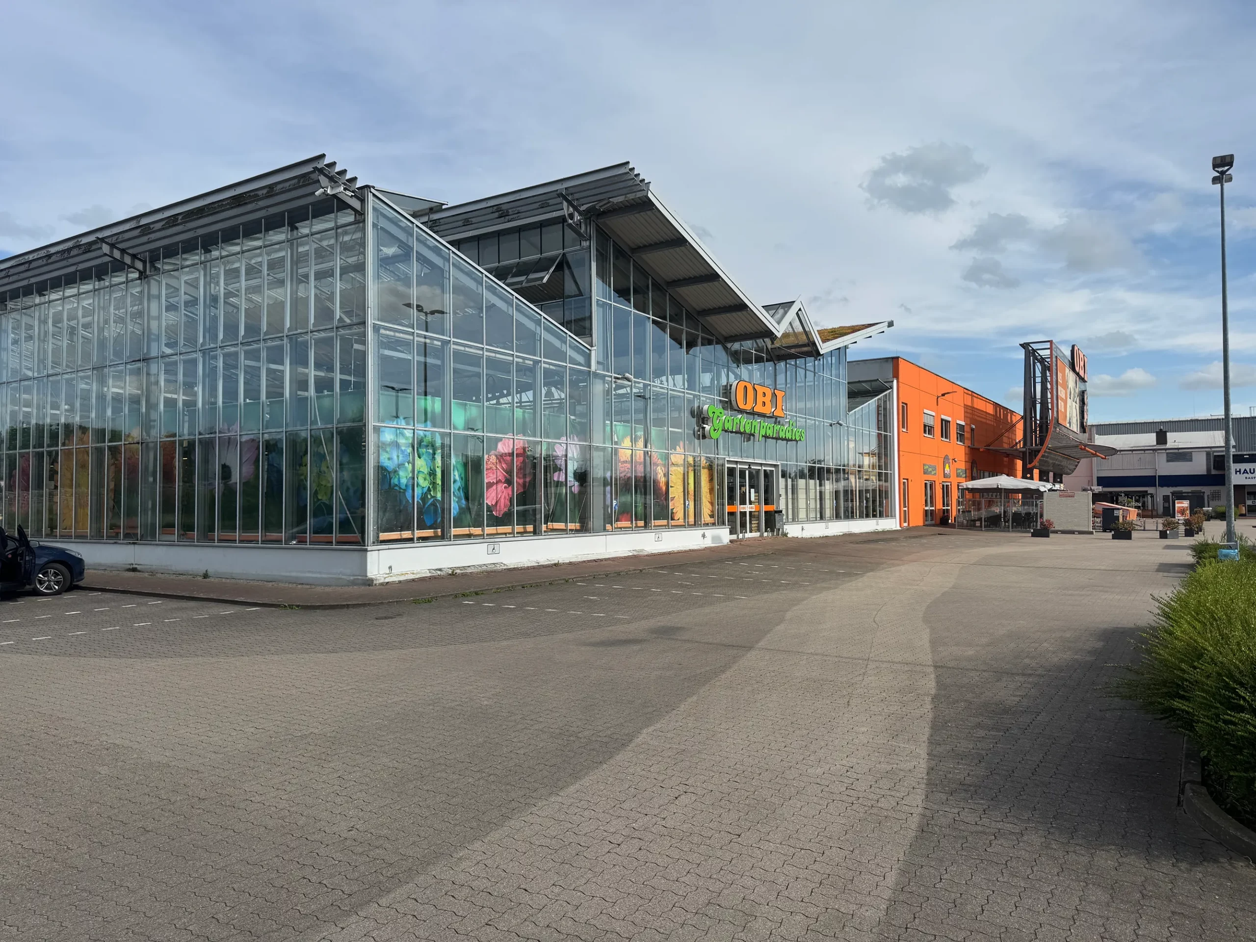 Gewerbebau: Anbau & Betreuung Baufachzentrum